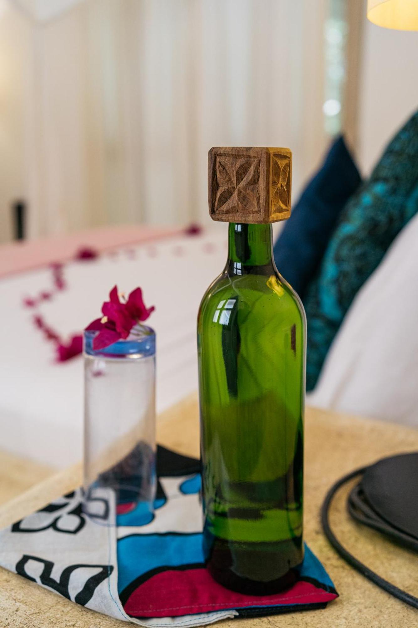 Sharazad Boutique Hotel จัมเบียนี ภายนอก รูปภาพ