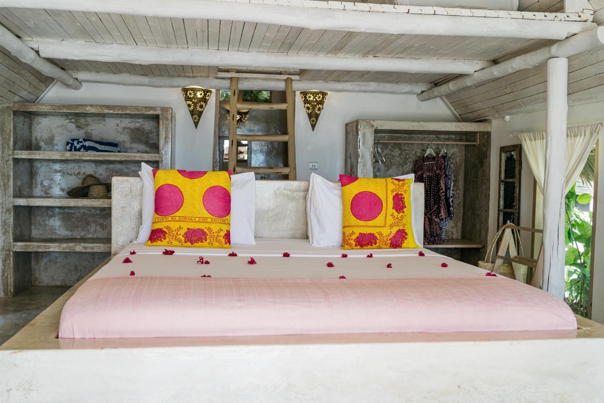 Sharazad Boutique Hotel จัมเบียนี ภายนอก รูปภาพ